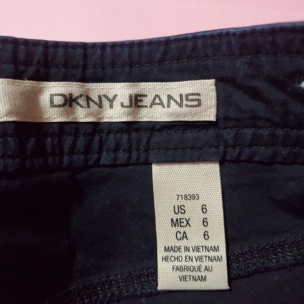 DKNY Jeans Black Capri Outdoor Pants - Picture 6 of 9